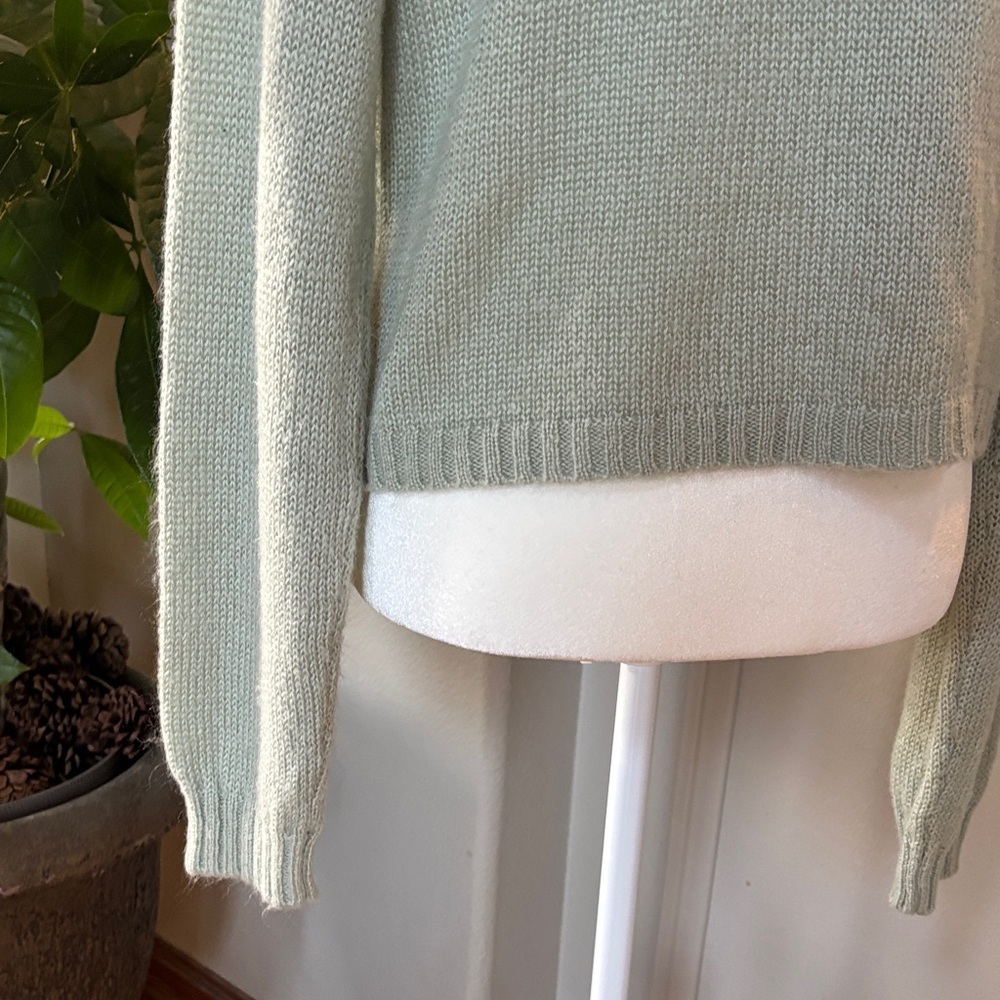 Green Feminine Floral Vintage Inspired Knit Cardigan ✨ - Picture 7 of 10